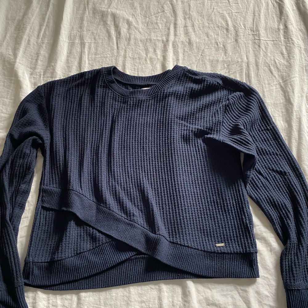Hollister knit ribbed crisscross cropped sweater